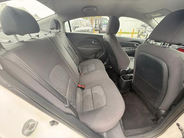 2013 Kia Rio LX