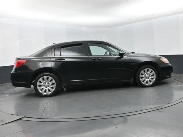 2012 Chrysler 200 LX