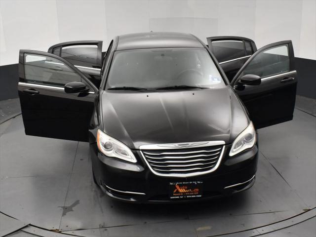 2012 Chrysler 200 LX