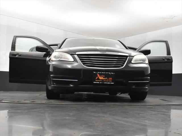2012 Chrysler 200 LX