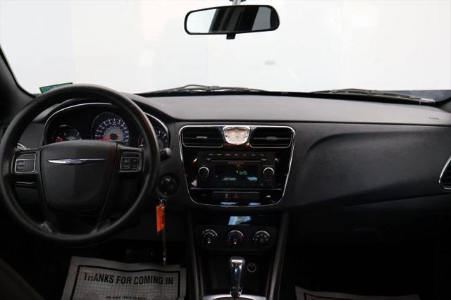 2012 Chrysler 200 LX