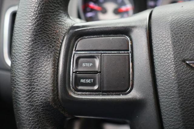 2012 Chrysler 200 LX