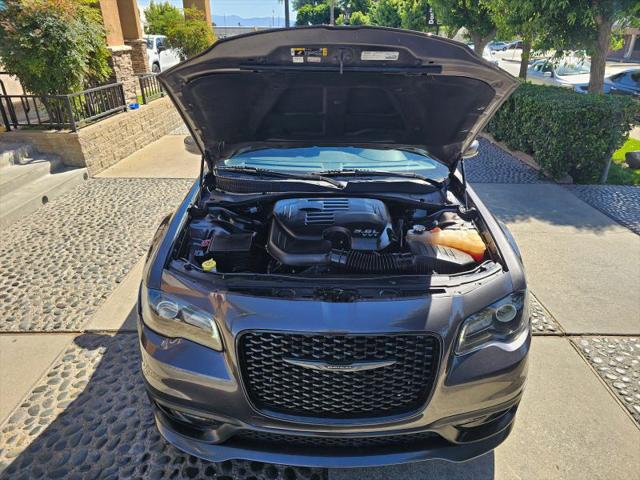 2021 Chrysler 300 Touring L