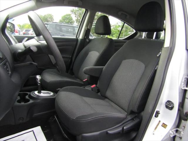 2017 Nissan Versa 1.6 SV