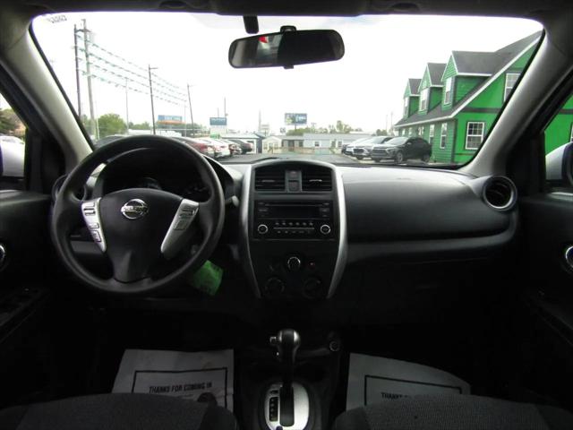 2017 Nissan Versa 1.6 SV