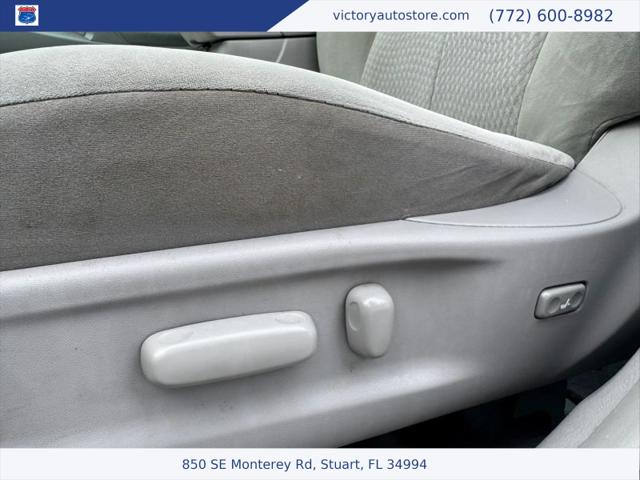 2011 Toyota Camry LE