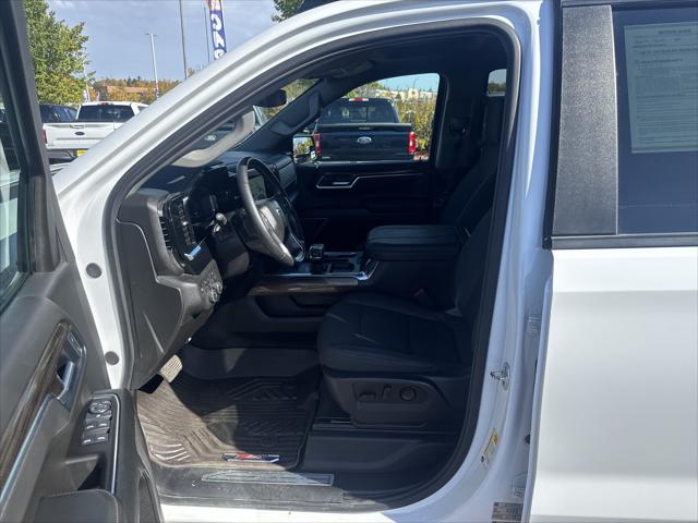 2025 Chevrolet Silverado 1500 4WD Crew Cab Standard Bed RST