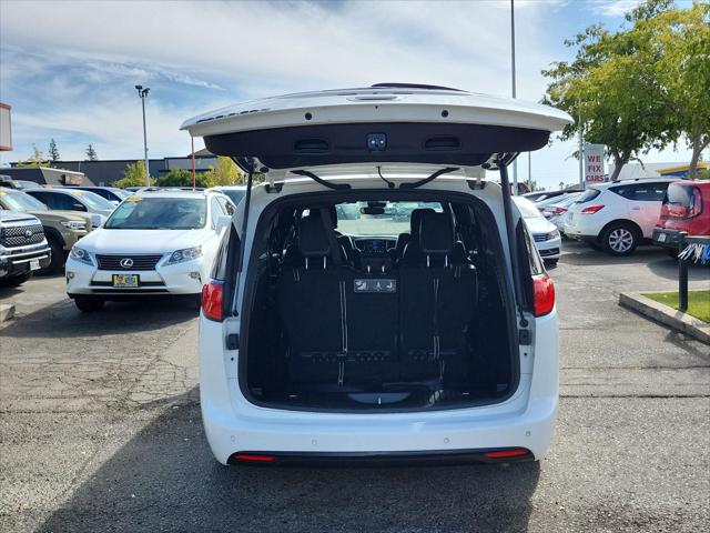 2020 Chrysler Pacifica Touring L Plus