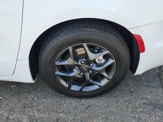 2020 Chrysler Pacifica Touring L Plus