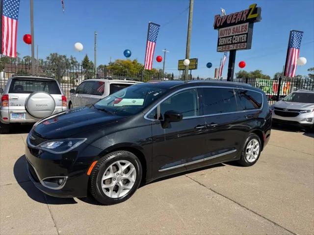 2018 Chrysler Pacifica Touring L Plus for sale in Detroit, MI