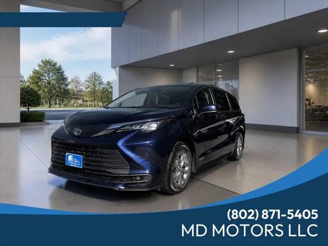 2021 Toyota Sienna LE for sale in Williston, VT