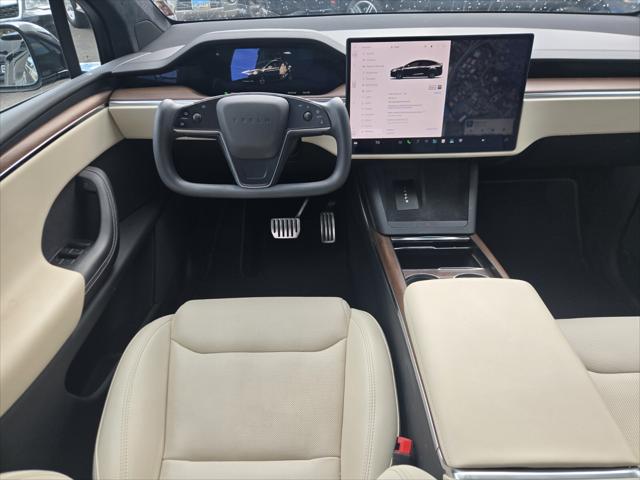 2023 Tesla Model X BASE