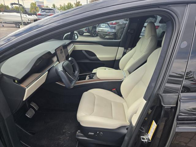 2023 Tesla Model X BASE