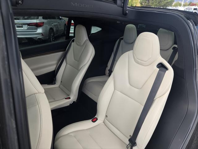 2023 Tesla Model X BASE