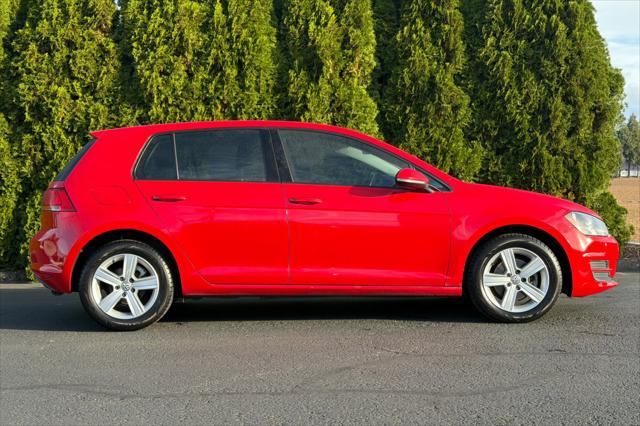2015 Volkswagen Golf TDI S 4-Door