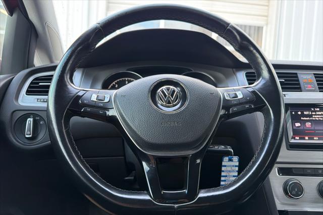 2015 Volkswagen Golf TDI S 4-Door