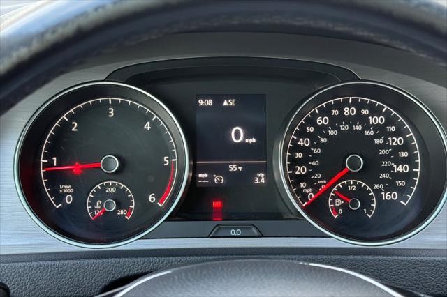2015 Volkswagen Golf TDI S 4-Door