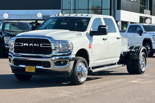 2024 Ram 3500 Tradesman/SLT/Laramie/Limited