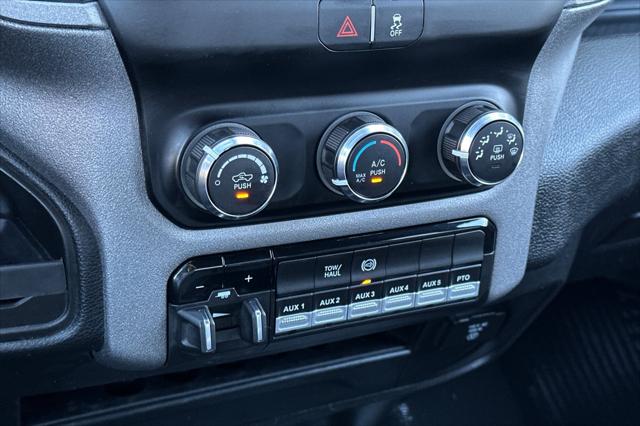 2024 Ram 3500 Tradesman/SLT/Laramie/Limited