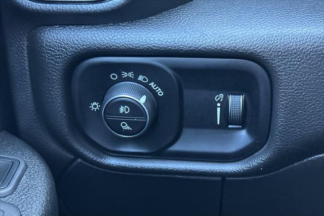 2024 Ram 3500 Tradesman/SLT/Laramie/Limited