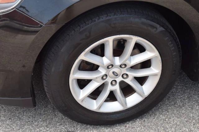 2014 Ford Taurus SE