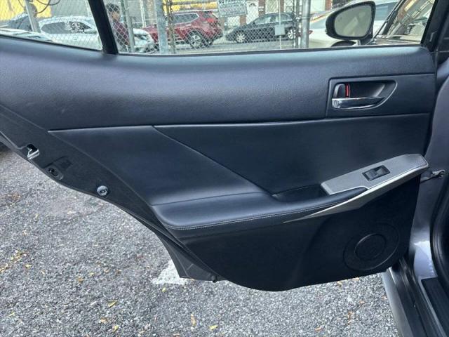 2015 Lexus IS 250 Crafted Line