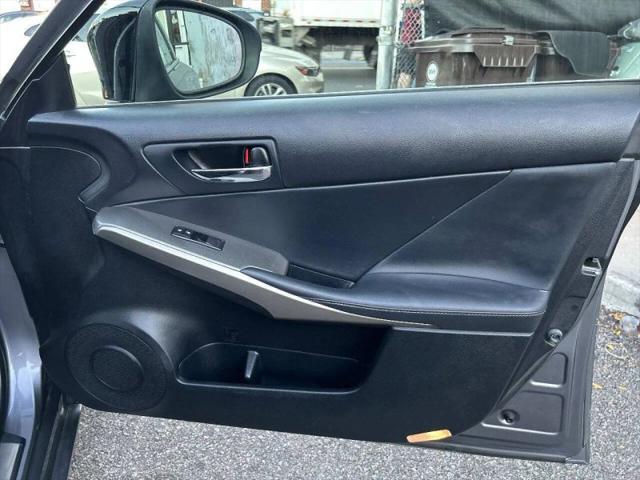 2015 Lexus IS 250 Crafted Line