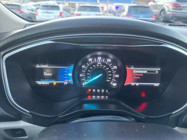 2020 Ford Fusion SE