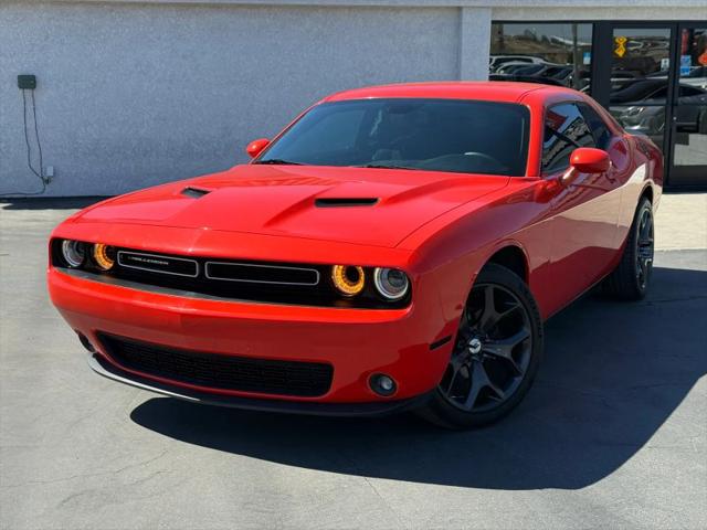 2017 Dodge Challenger SXT