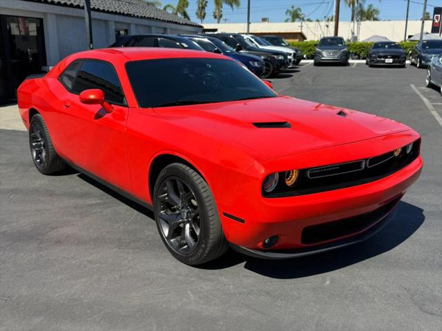 2017 Dodge Challenger SXT