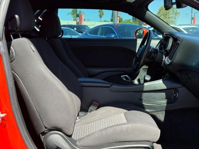 2017 Dodge Challenger SXT