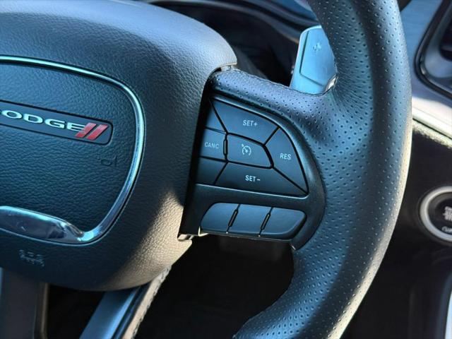 2017 Dodge Challenger SXT