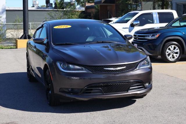 2016 Chrysler 200 S for sale in Villa Park, IL