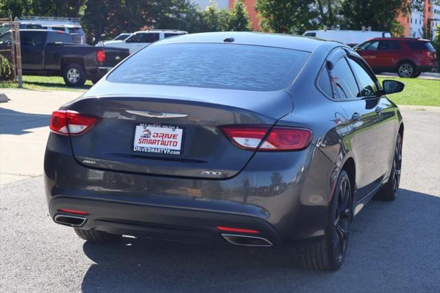 2016 Chrysler 200 S