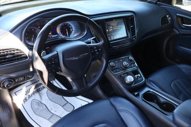 2016 Chrysler 200 S