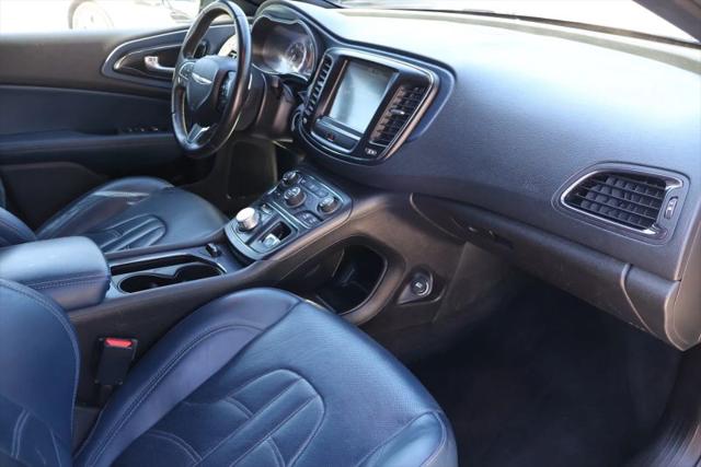 2016 Chrysler 200 S