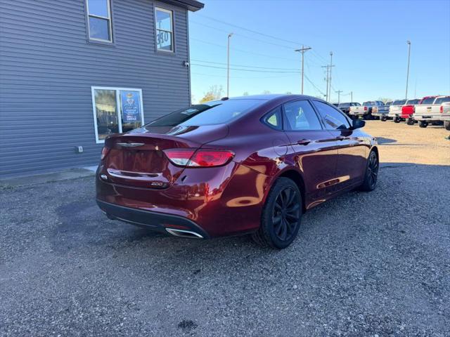 2015 Chrysler 200 S