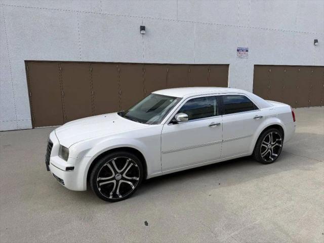2010 Chrysler 300 Touring/Signature Series/Executive Series