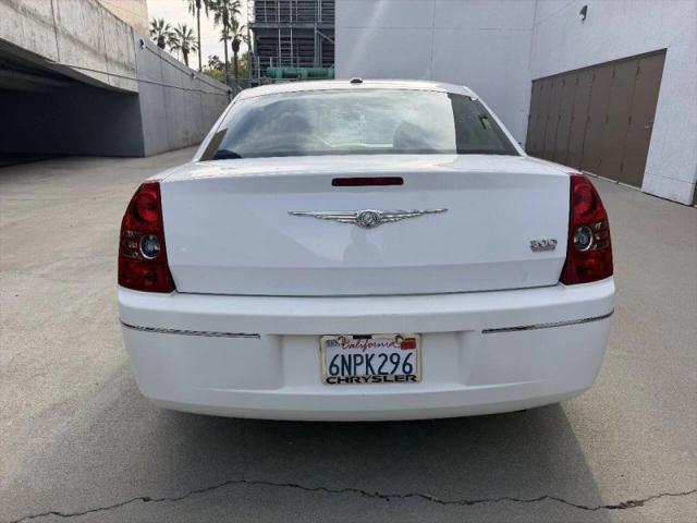 2010 Chrysler 300 Touring/Signature Series/Executive Series