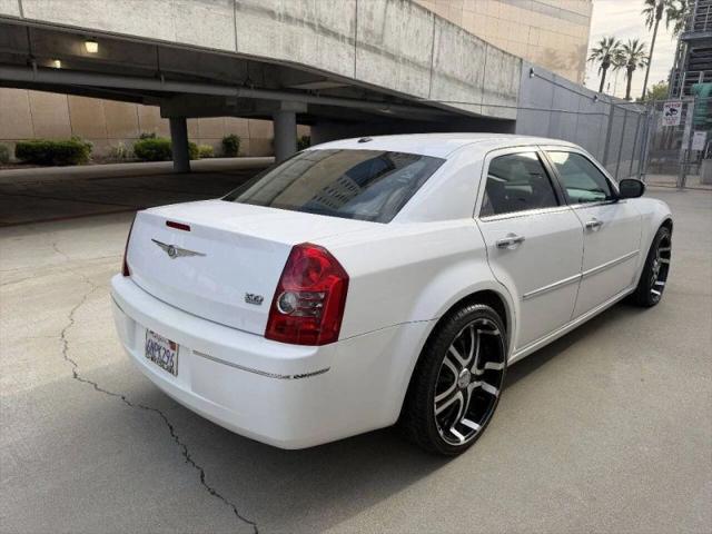 2010 Chrysler 300 Touring/Signature Series/Executive Series