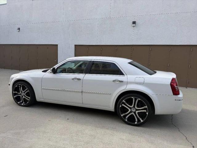 2010 Chrysler 300 Touring/Signature Series/Executive Series