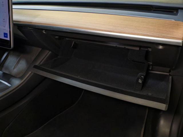 2021 Tesla Model 3 Standard Range Plus Rear-Wheel Drive