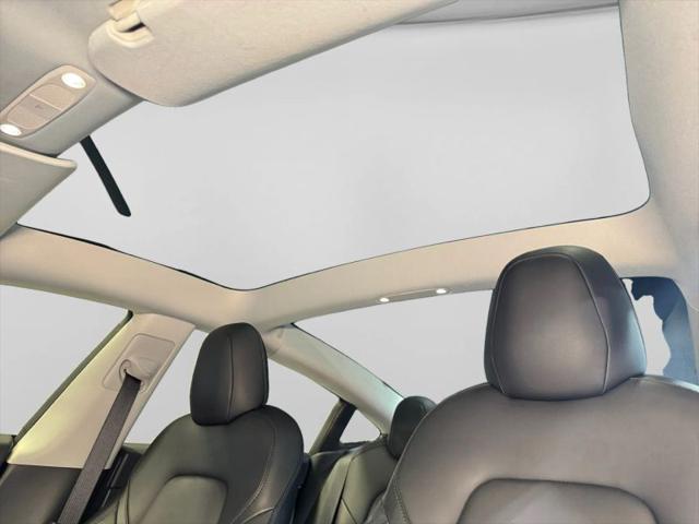 2021 Tesla Model 3 Standard Range Plus Rear-Wheel Drive