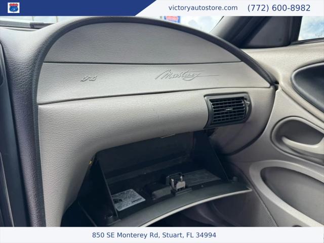 2000 Ford Mustang GT