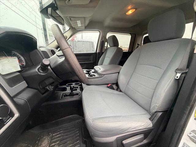 2017 Ram 2500 Tradesman Crew Cab 4x4 64 Box