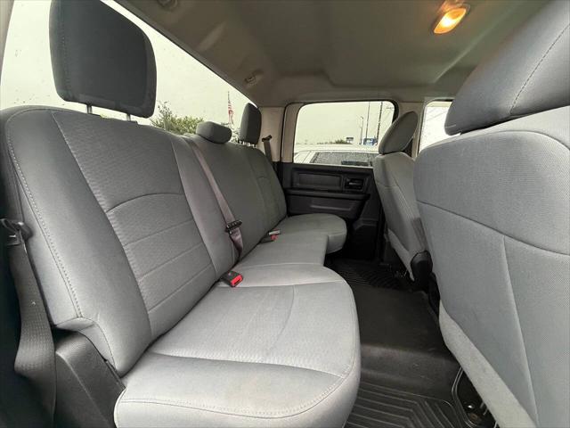 2017 Ram 2500 Tradesman Crew Cab 4x4 64 Box