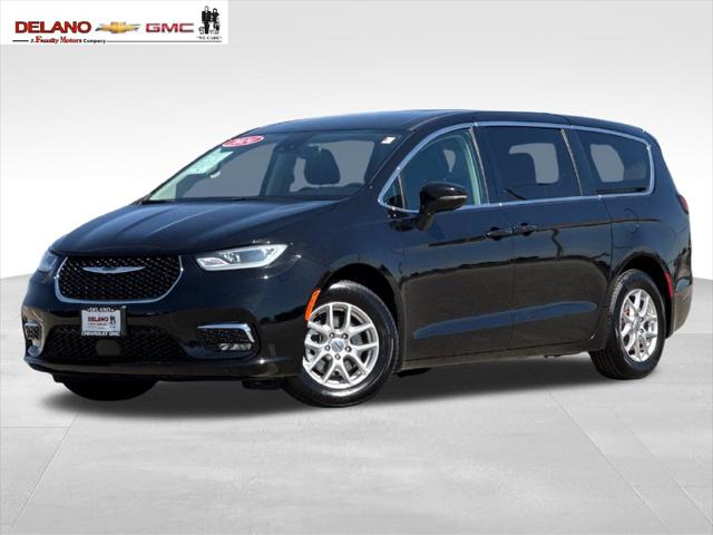 2024 Chrysler Pacifica Touring L for sale in Delano, CA