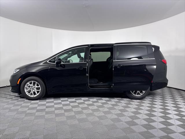 2025 Chrysler Pacifica Select 2025 Chrysler Pacifica Select