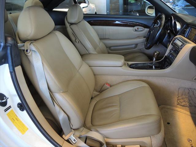 2005 Lexus SC 430 2dr Convertible