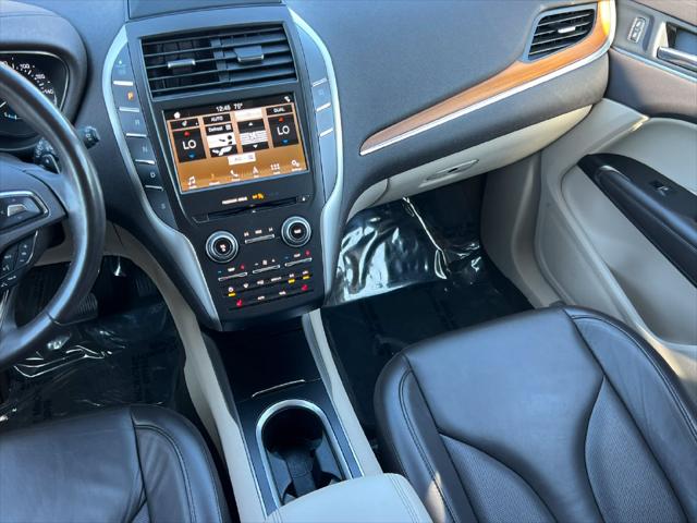 2019 Lincoln MKC Select